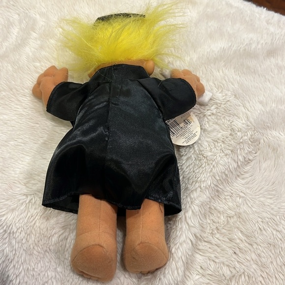 Troll Graduation Doll Russ Berrie cap & Gown 7.5” - Picture 5 of 7